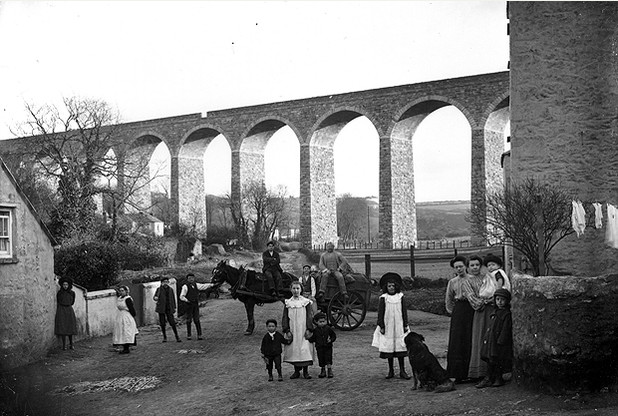 Families gathered beneath Angarrack viaduct in 1906 Families gathered beneath Angarrack viaduct in 1906